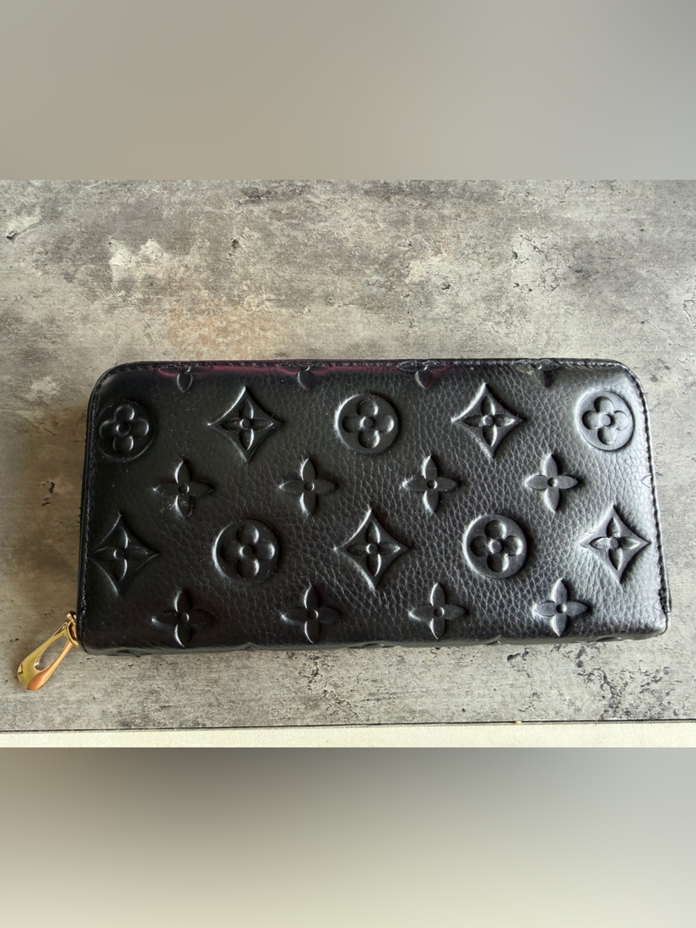 Fashion Black Embossed Vernis Zip Wallet with Gold Hardware